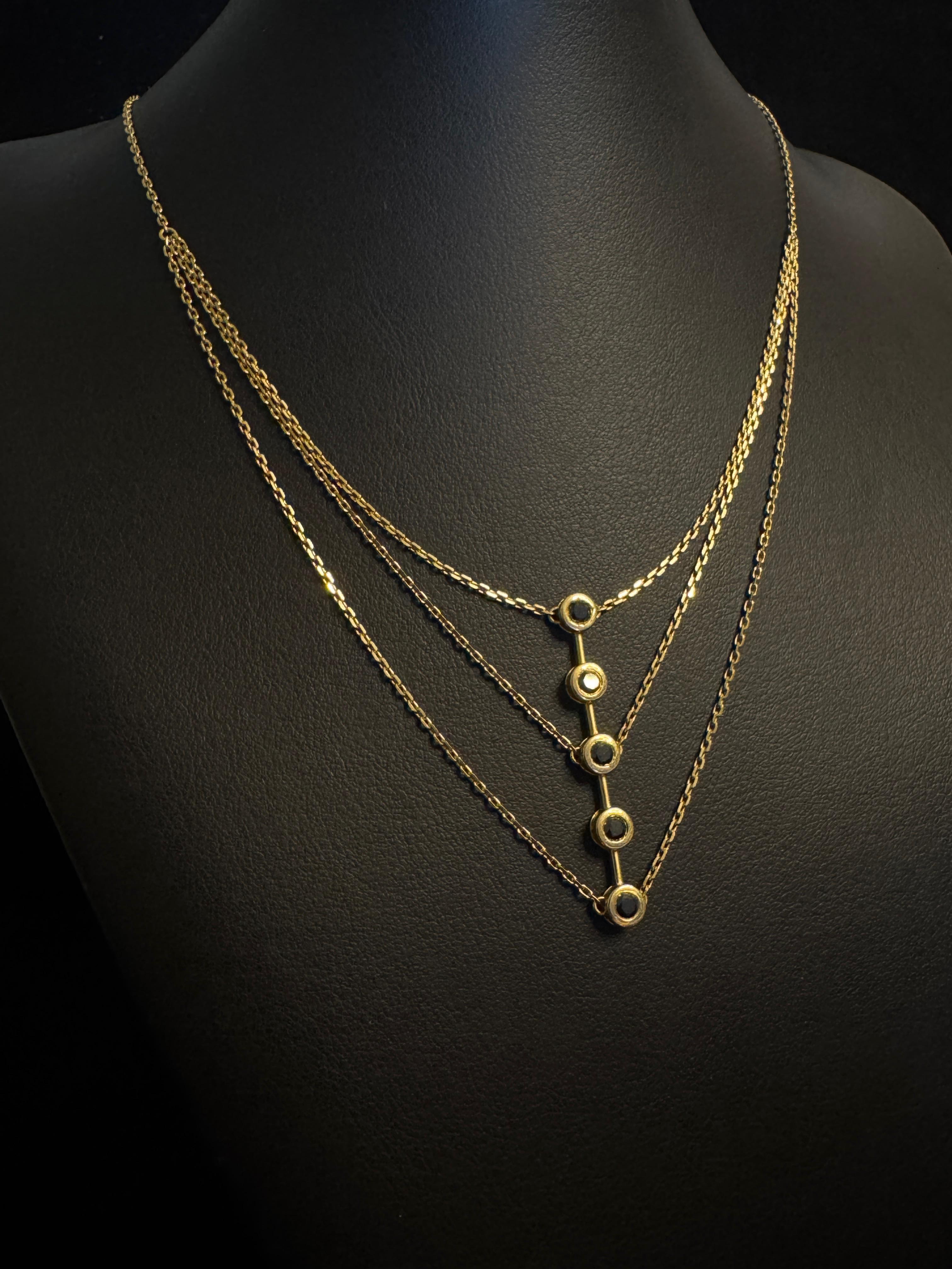 Colar de Ouro e Diamantes Negros