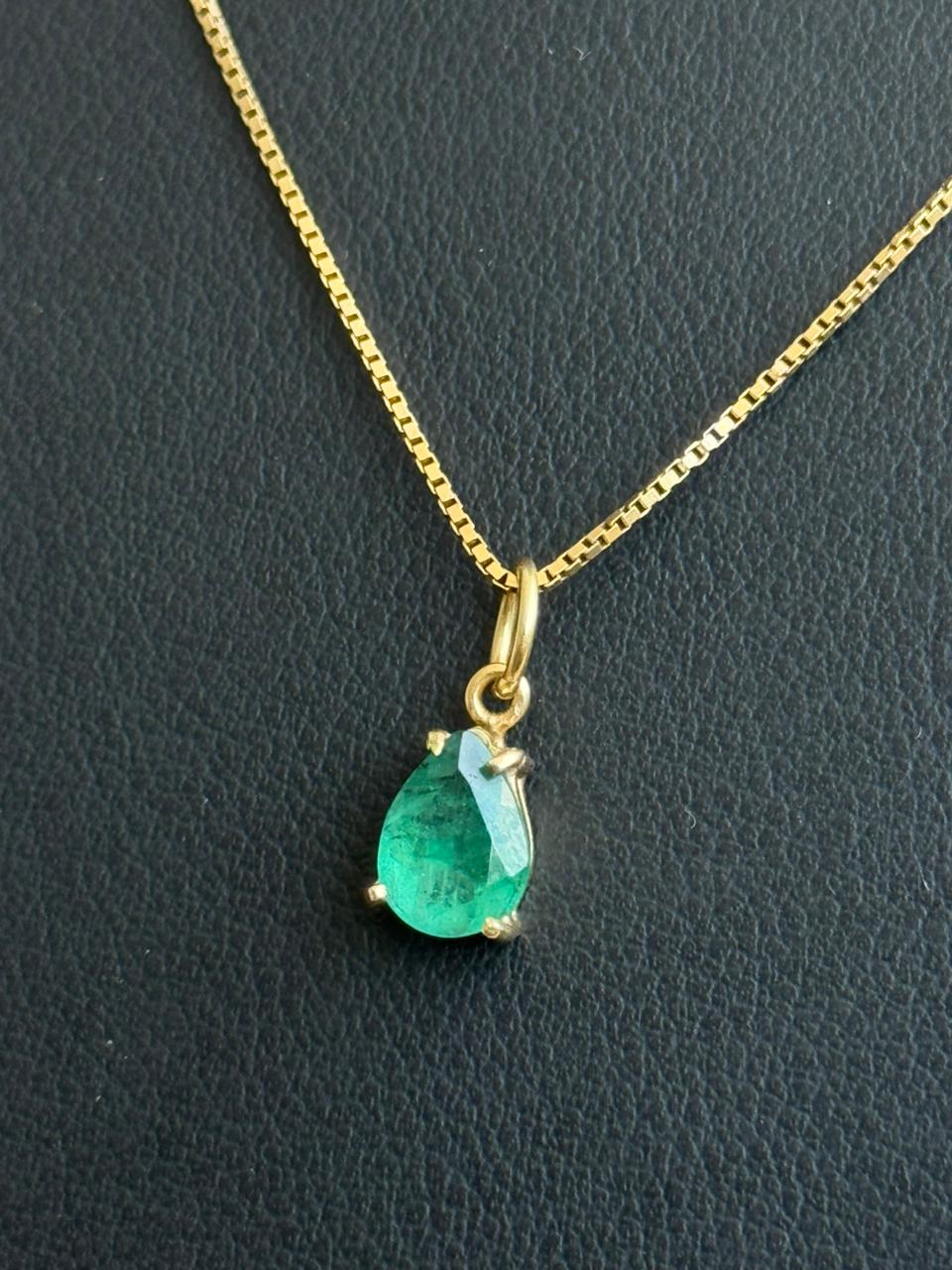 Pingente de Ouro e Esmeralda