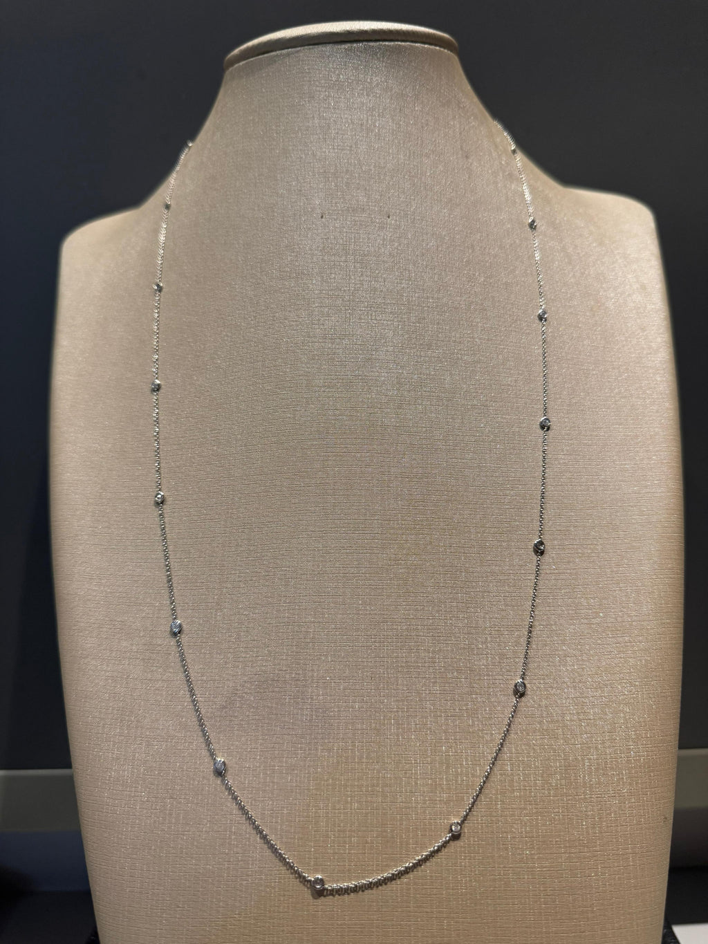 Cordão de Ouro e Diamantes