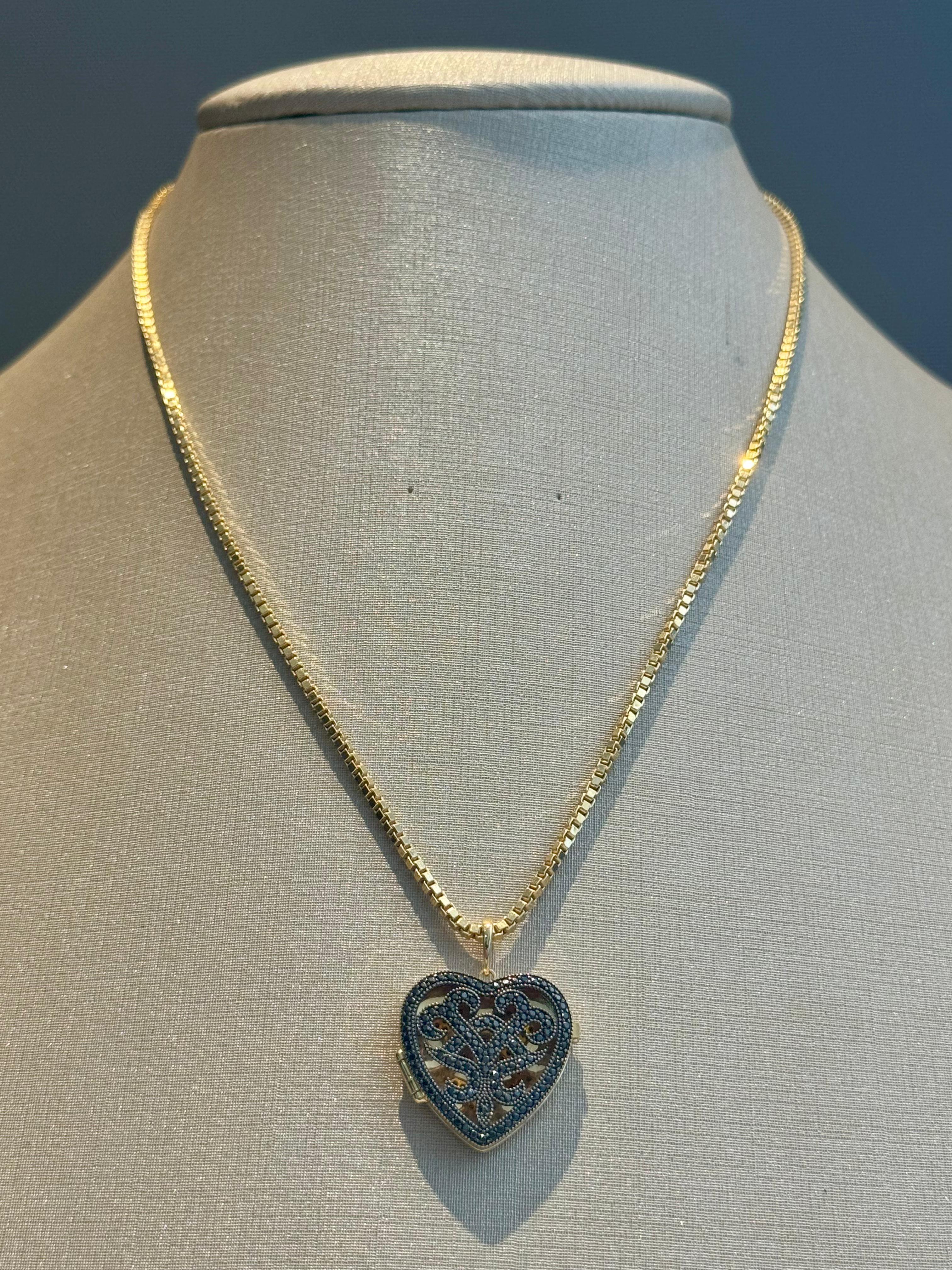 Colar de Ouro e Diamantes Negros