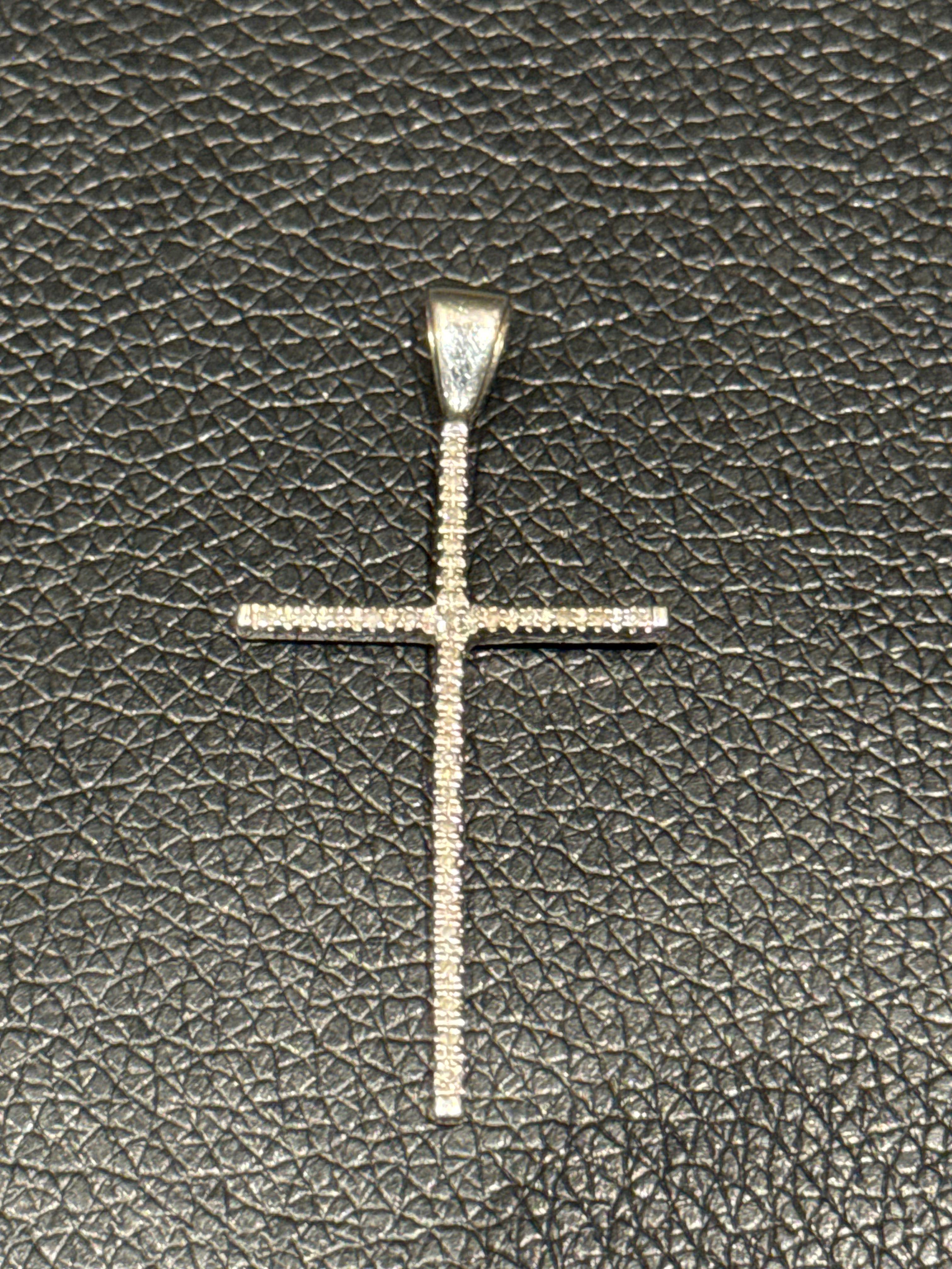 Pingente de Ouro e Diamantes